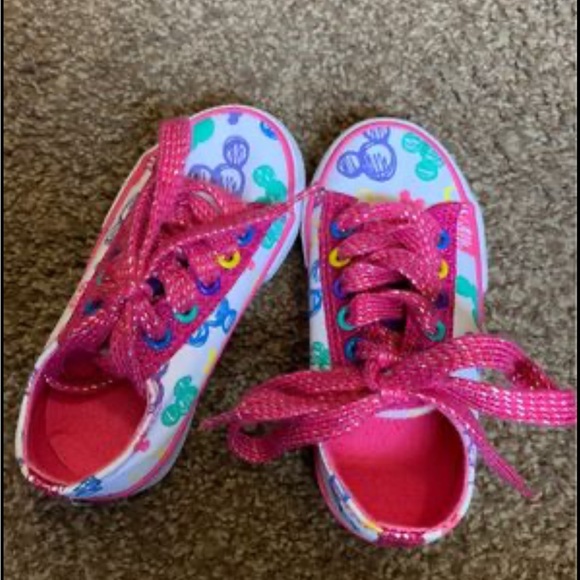 Girls Disney Shoes!! Bought at Magic Kingdom! - Picture 1 of 5